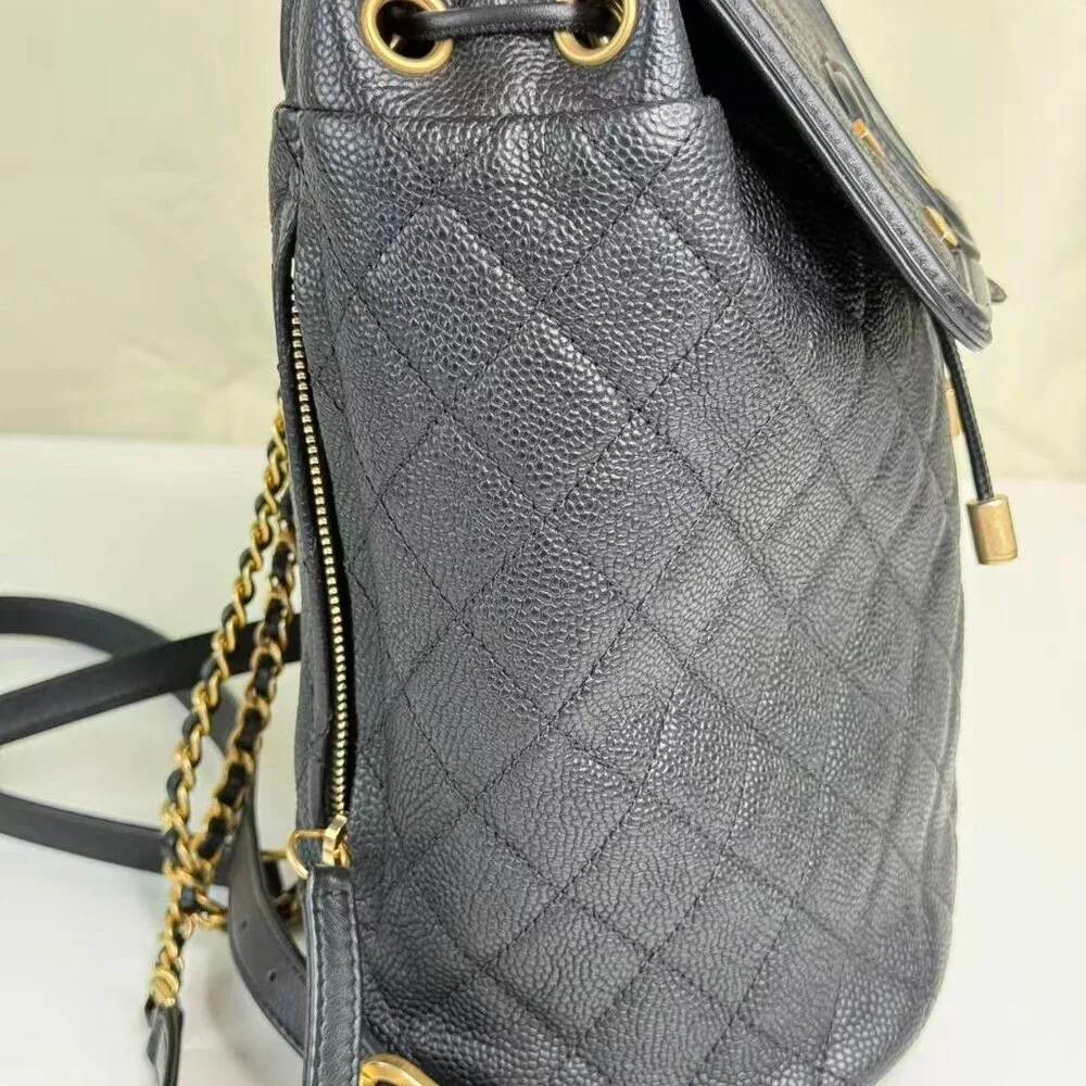 Chanel Black Caviar Filigree Backpack with Gold Accents & Quilted Design - Picture 5 of 9